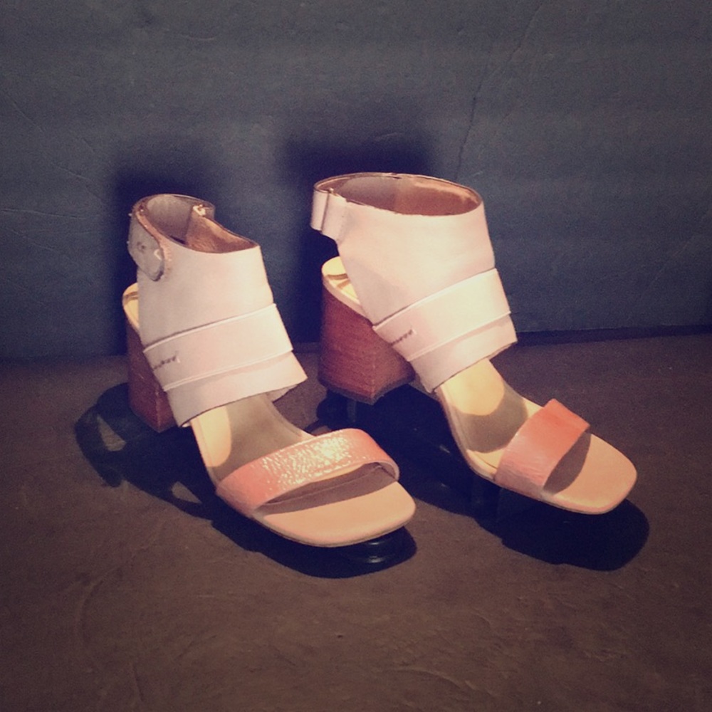 Naked Feet Fresca in Mauve Block Heel Sandals
